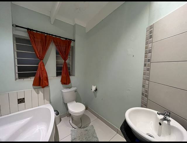 3 BEDROOM TOWNHOUSE FOR SALE IN WATERVAL EAST